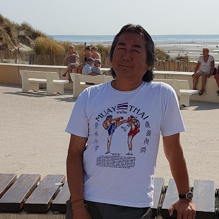 Profil de Adolfo